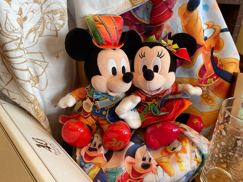 ディズニー、「40周年グランドフィナーレグッズ」が先行公開 - GAME Watch