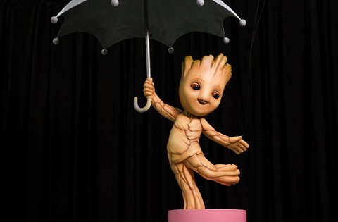 ディズニー フィギュア イッツ・ア・スモールワールド with グルート