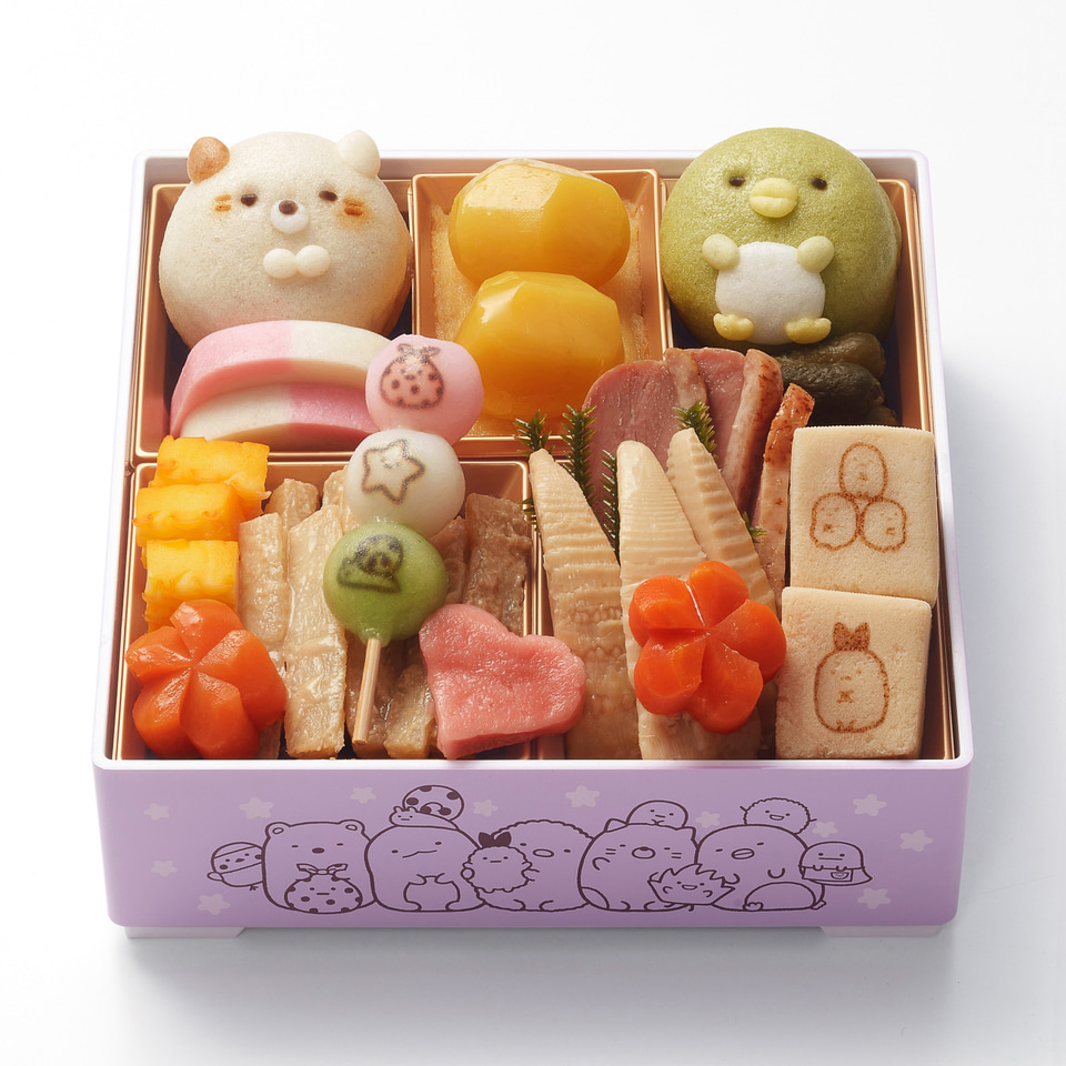 すみっコぐらし、ラベンダーカラーの三段重「2024年おせち」が予約販売