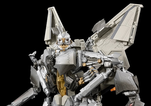 トランスフォーマー」シリーズの新商品！ 映画で活躍したスター