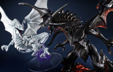 遊戯王」よりブルーアイズと対なす黒竜が立体化！ 「レッドアイズ