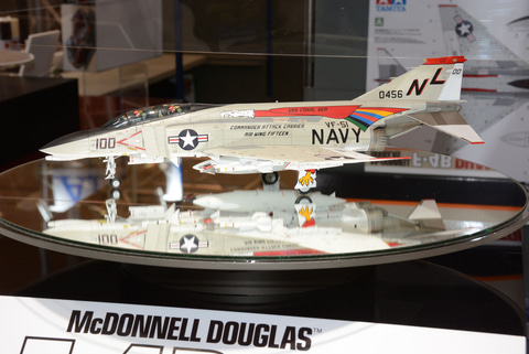 静岡ホビーショー】全長370mmの「1/48 マクダネル・ダグラス F-4B