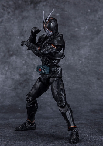 仮面ライダーBLACK SUN」より「BLACK SUN」と「SHADOWMOON」がそれぞれ