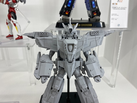 THE合体」シリーズより「合体竜帝 キンググリッドマン」の原型公開