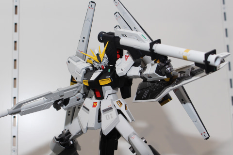 特別企画】【魂ネイションズ撮り下ろし】2つの翼を持つ「METAL ROBOT魂