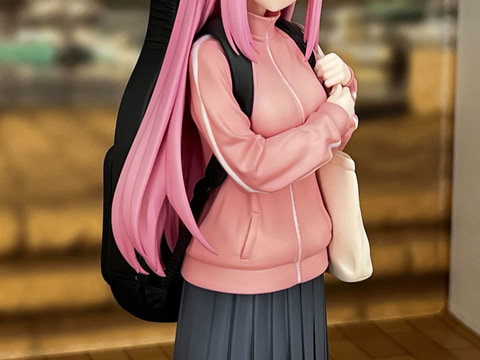 ぼっち・ざ・ろっく！」よりぼっちちゃん＆山田リョウのスケール