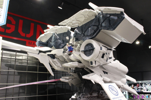 特別企画】【ガンダムベース撮り下ろし】HGシリーズ最大級の「HG 1/144