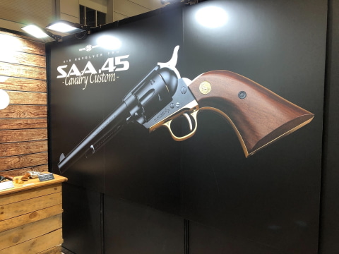 東京マルイ新作は「SAA.45 キャバルリー カスタム」！ 「千束の銃