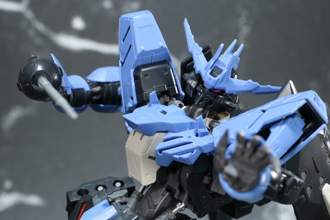 レビュー】「MG 1/100 ガンダムヴィダール」レビュー【#鉄血の