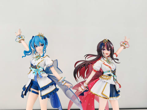 ホロライブ」新作フィギュアに星街すいせいさんとAZKiさんが5周年