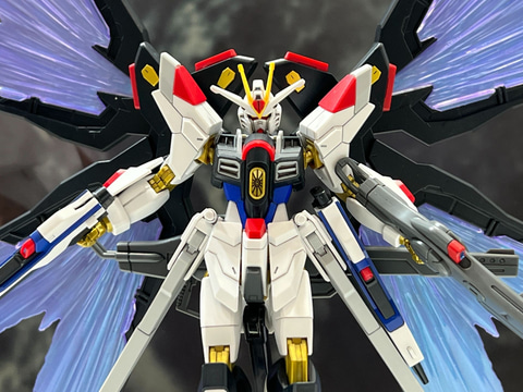ガンダムSEED FREEDOM」より「HG ストライクフリーダムガンダム弐式&光