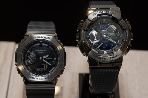 G-SHOCK、メタルパーツでオールブラックの2モデル - Impress Watch