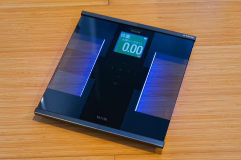 Wi-Fi対応で脈拍測定もできるタニタの体組成計「RD-931L」を買ってみた