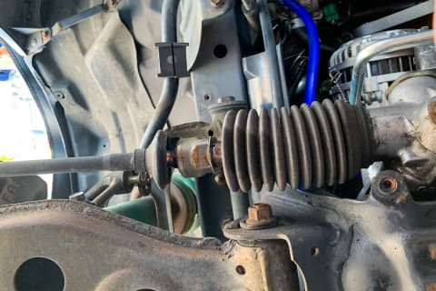 ロードスター復活計画その7】新車から28年、真っ二つに割れた