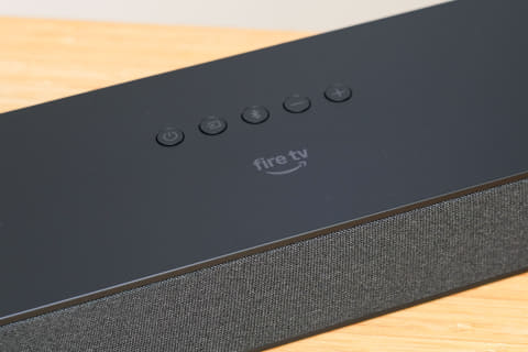 Amazonのサウンドバー「Fire TV Soundbar Plus」でテレビのサウンドを