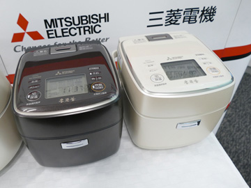 三菱、粒感の良い“かまどごはん”を追求した高級炊飯器「本炭釜 KAMADO