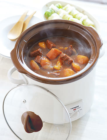 ツインバード、本格的な煮込み料理を手軽に作れるスロークッカー