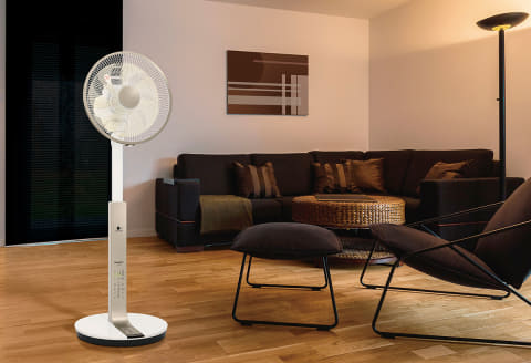 パナソニック、DCモーターで省エネ&静かな扇風機。室温に合わせ風量