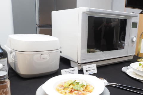 パナソニック、欲しい機能だけ後で選べるシンプル炊飯器。おかず調理も