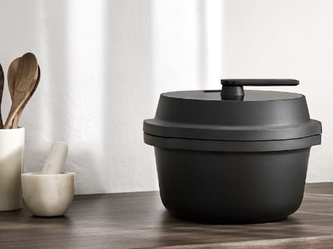 パナソニックが“二刀流”の自動調理鍋。圧力+かきまぜ - 家電 Watch