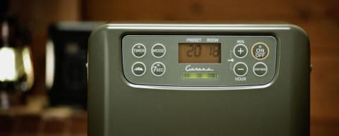 コロナ、ポータブル電源でも使える石油ファンヒーター - 家電 Watch
