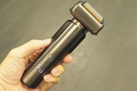 5年間替刃不要のUSB-C電動シェーバー。マクセルイズミ新6枚刃 - 家電 Watch
