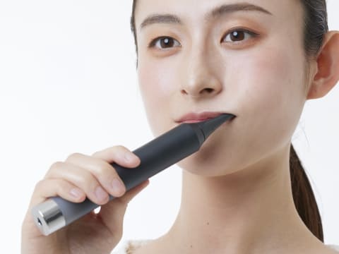 ヤーマン、表情筋トレーニングもできる電動歯ブラシ - 家電 Watch