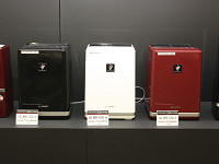 シャープ、加湿機能付きの高濃度プラズマクラスターイオン発生機