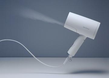 ミッキー&ミニーの手のひらサイズドライヤー「ポケドラ」 - 家電 Watch