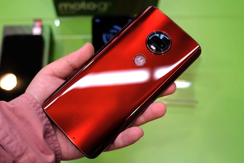 moto g7 plus」はデュアルカメラ/光学補正、3万8800円 - ケータイ Watch