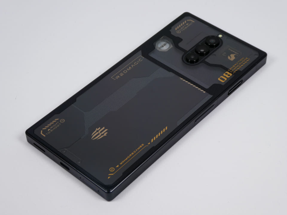 写真で見る「REDMAGIC 8 Pro」] - ケータイ Watch