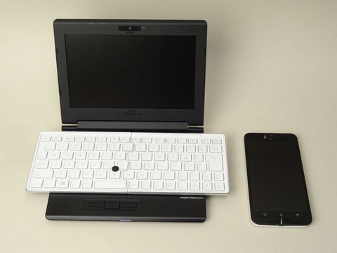 レビュー】「ポータブック」で本当に仕事はこなせるのか? PC Watch編集