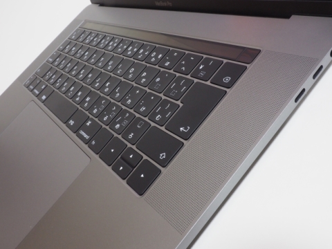 Hothotレビュー】CPU/dGPUが性能アップ、タイピング音もマイルド化した