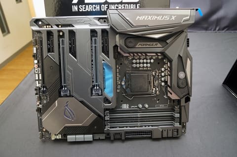 ASUS、Coffee Lake対応Z370マザーを9機種発表。ゲーミング入門者向けの