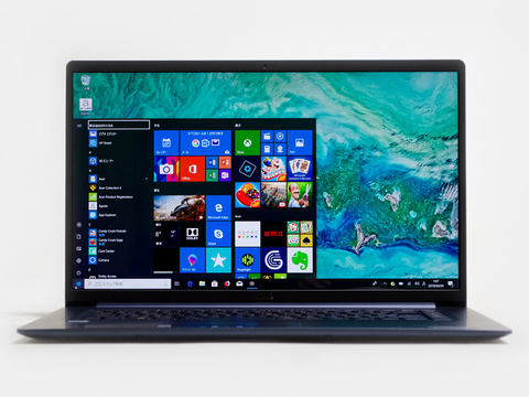 西川和久の不定期コラム】15.6型で約990gの超軽量ノート「日本エイサー