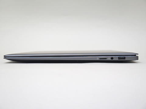 PC短評】4K液晶の一点豪華主義、「CHUWI LapBook Plus」 - PC Watch