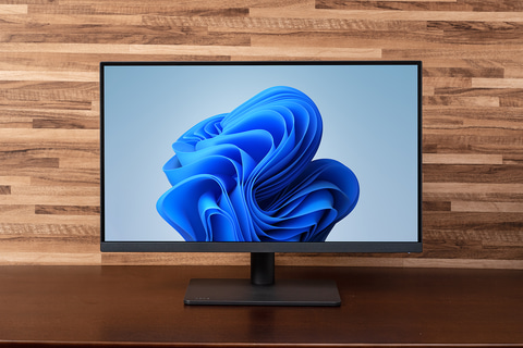 輝度ムラ補正、USB Type-C入力、KVMまで付いたデザイナー向け4K