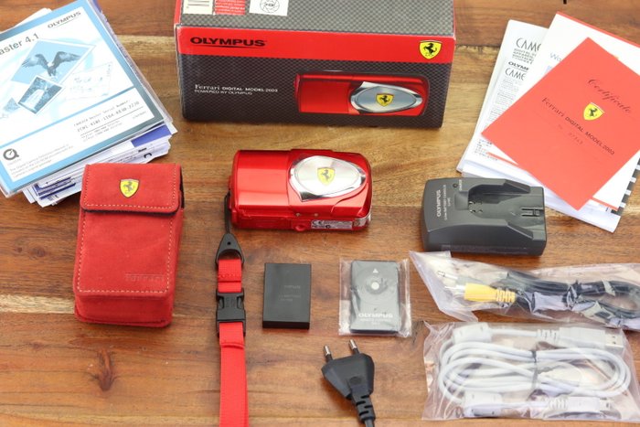 Olympus Ferrari Digital Model 2003, Limited Edition Digital camera