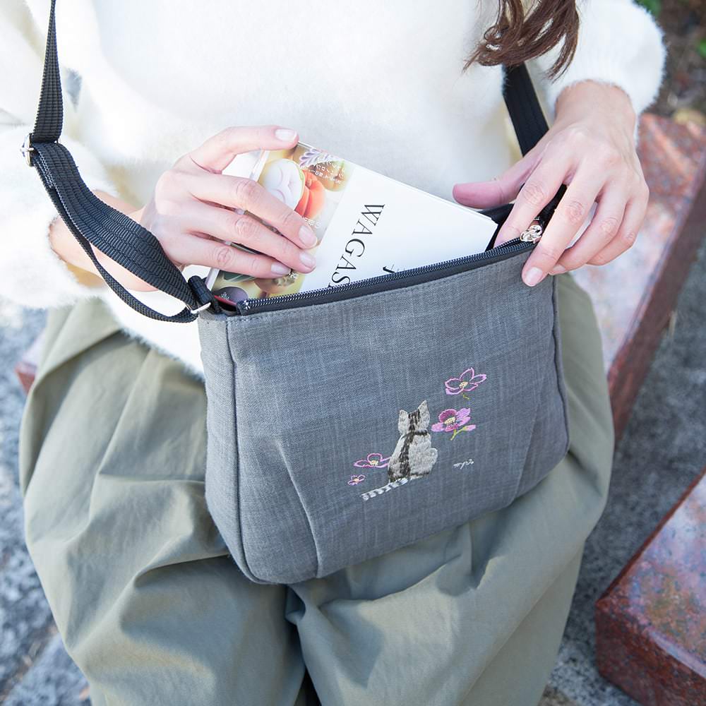 墨/備長炭染め ショルダーバッグ 斜めがけ レディース ミセス 軽い