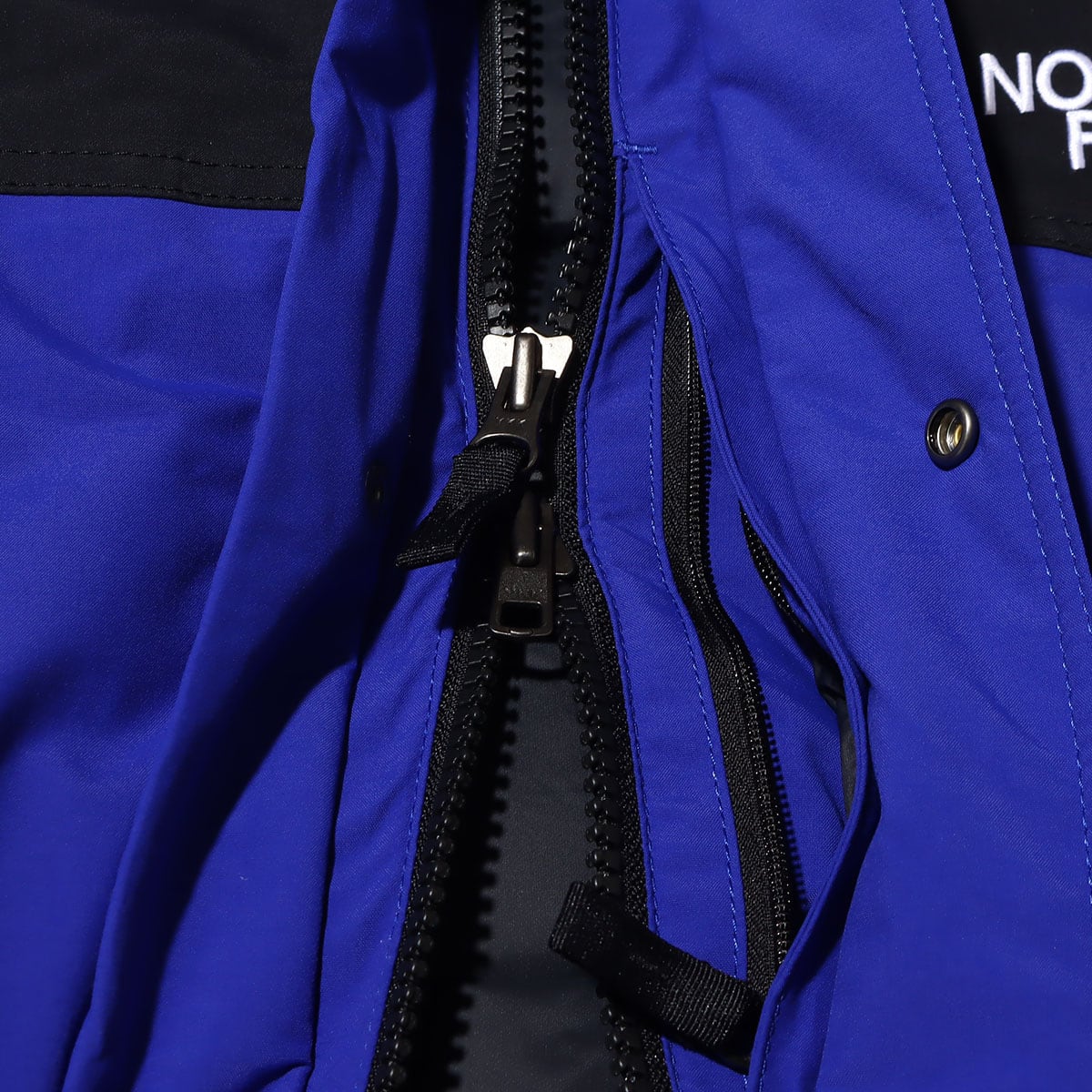 THE NORTH FACE MOUNTAIN DOWN JACKET ラピスブルー 22FW-I（ザ