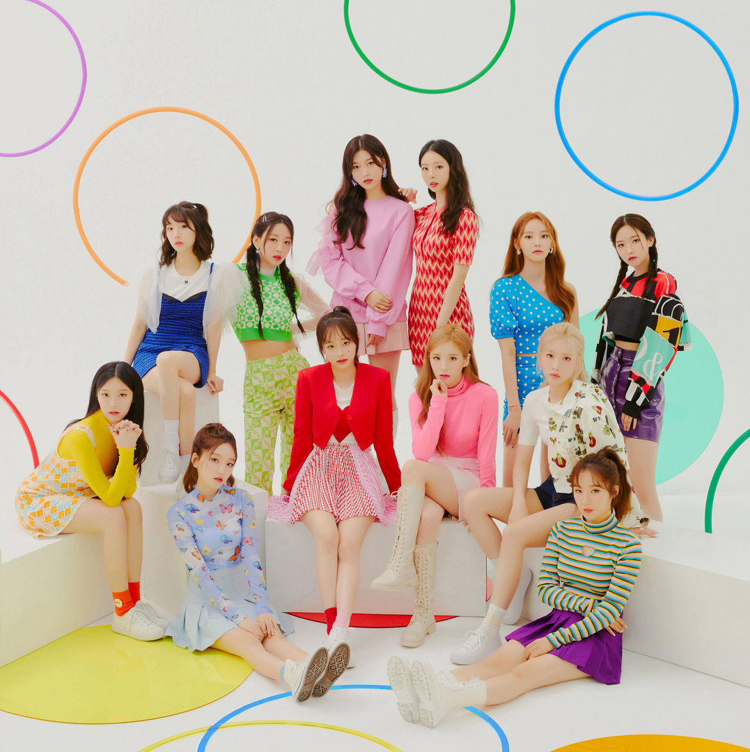 LOONA talk about their signature 