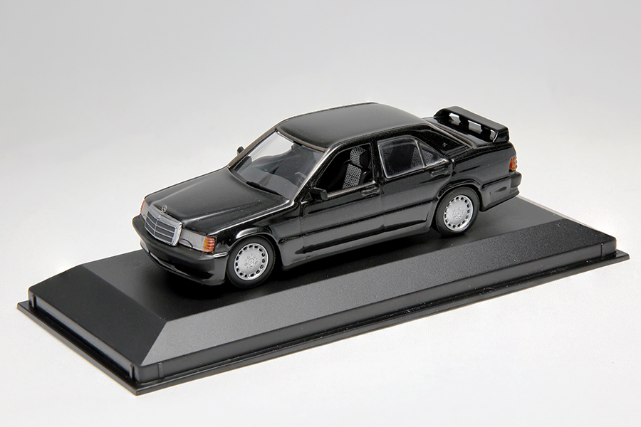 ネオクラシックの白眉、メルセデスベンツ190E 2.5-16 エボリューション