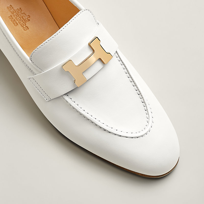 モカシン《パリ》 - ホワイト | Hermès - エルメス-公式サイト
