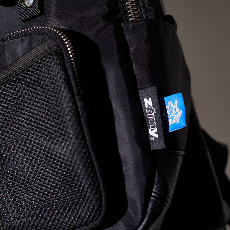 バックパック(Black) - ZUTOMAYO MART