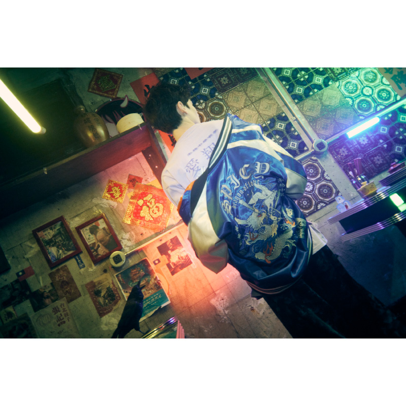 香辛龍 Sukajan (Blue) - ZUTOMAYO MART