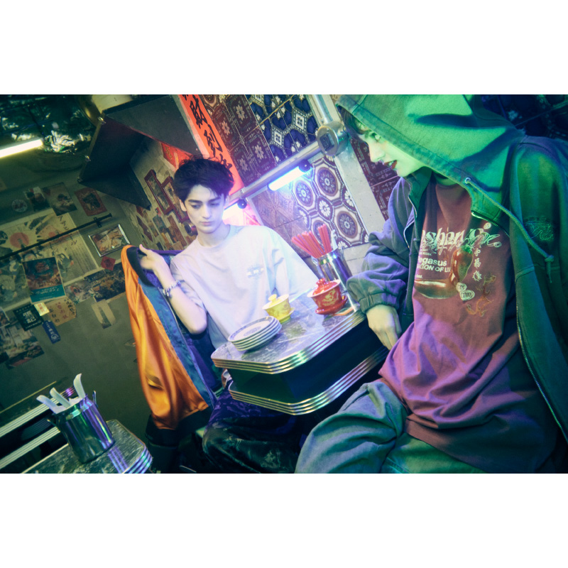 陰陽 Vintage Zipup Hoodie (Gray) - ZUTOMAYO MART