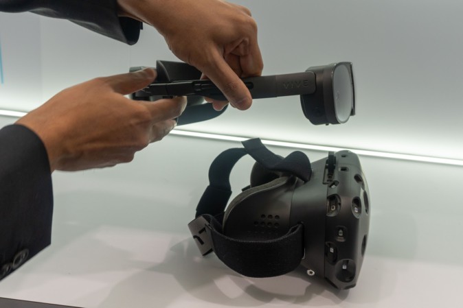 HTCの新型XRデバイス「VIVE XR Elite」を体験！「VIVE」シリーズに市場