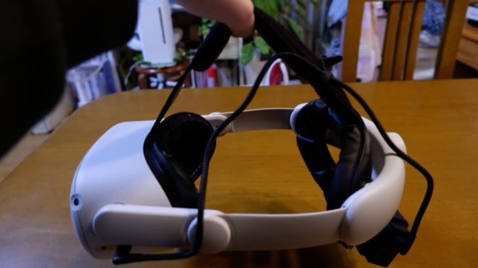 Quest 2 Eliteストラップ」が一番良い選択肢？ サードパーティの