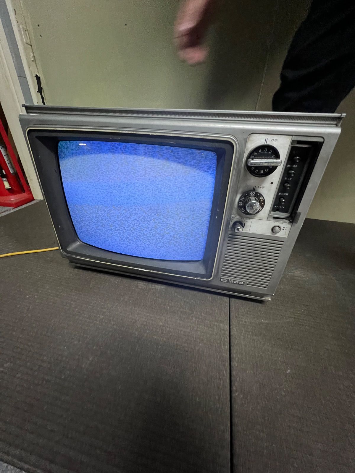 ⭐︎ Victor 昭和 レトロ ポータブル ブラウン管 テレビ BL_b - メルカリ