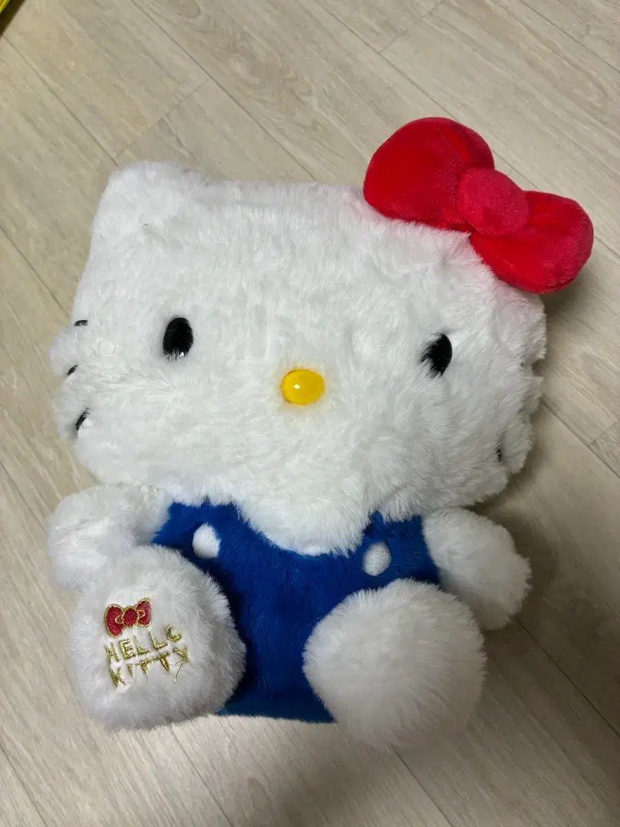 ハローキティ 50周年 DDP特別展 ぬいぐるみ M (ボックスX) 顔厳選